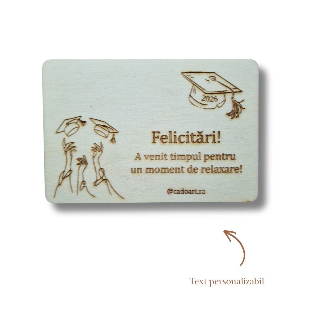 Felicitare personalizabilă din lemn pentru absolvire