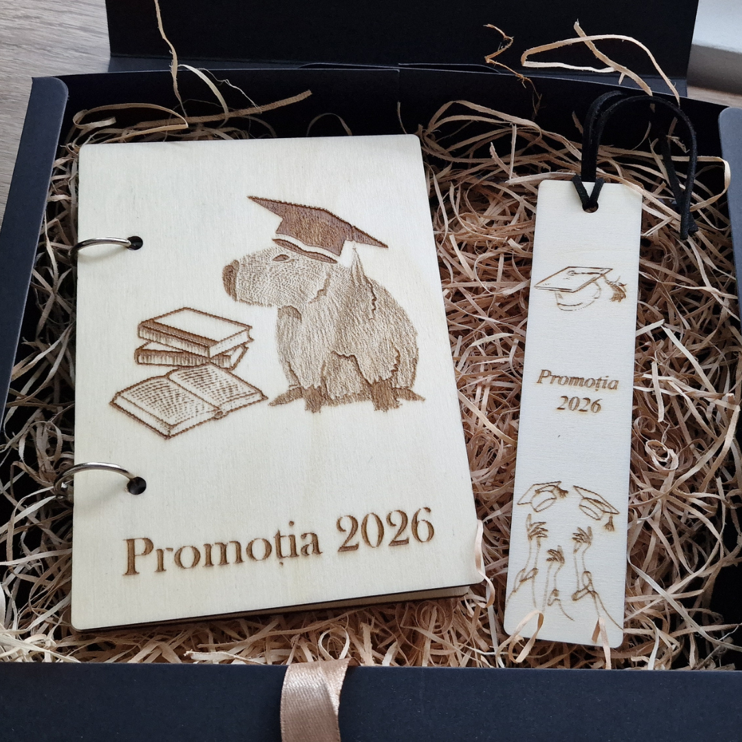 Set cadou personalizat pentru absolvire cu agendă și semn de carte