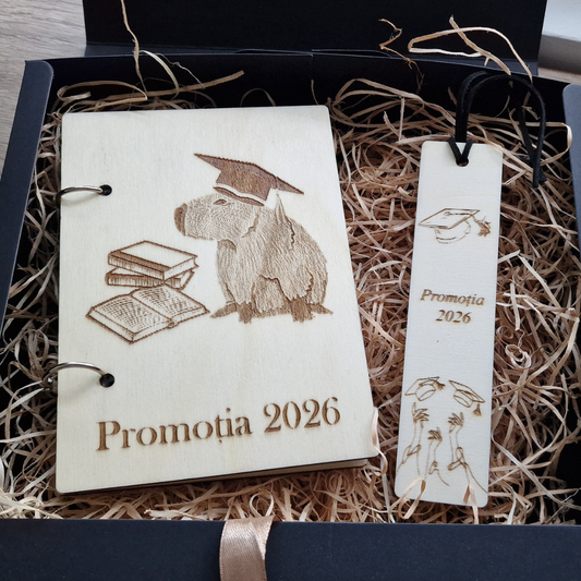 Set cadou personalizat pentru absolvire cu agendă și semn de carte